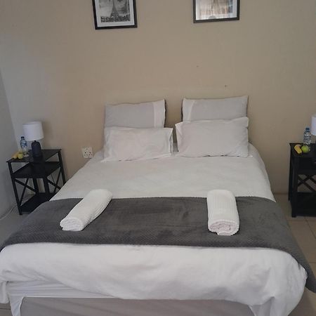 Softlife Guest House Ulundi Extérieur photo